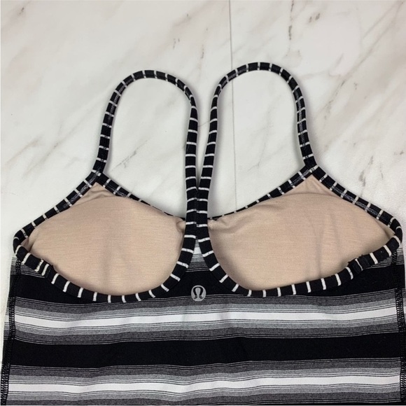 Lululemon Womens Size 6 Power Y Tank Luon Capilano Stripe Black White Racerback - Picture 6 of 8